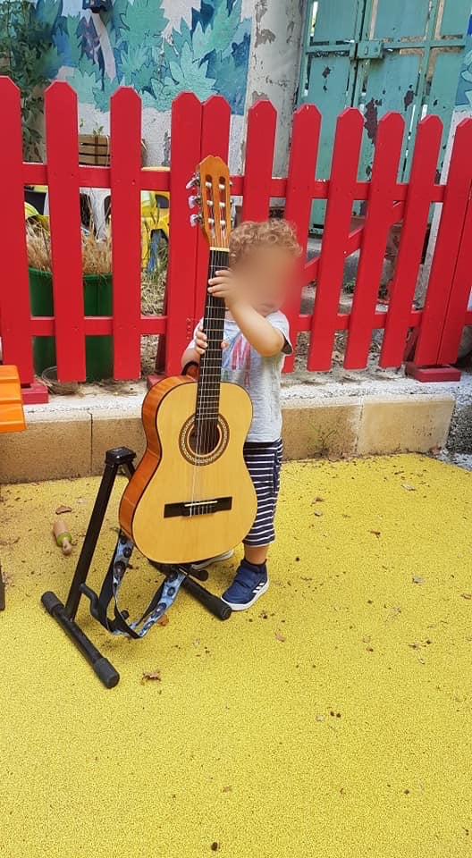 guitare salernes flou